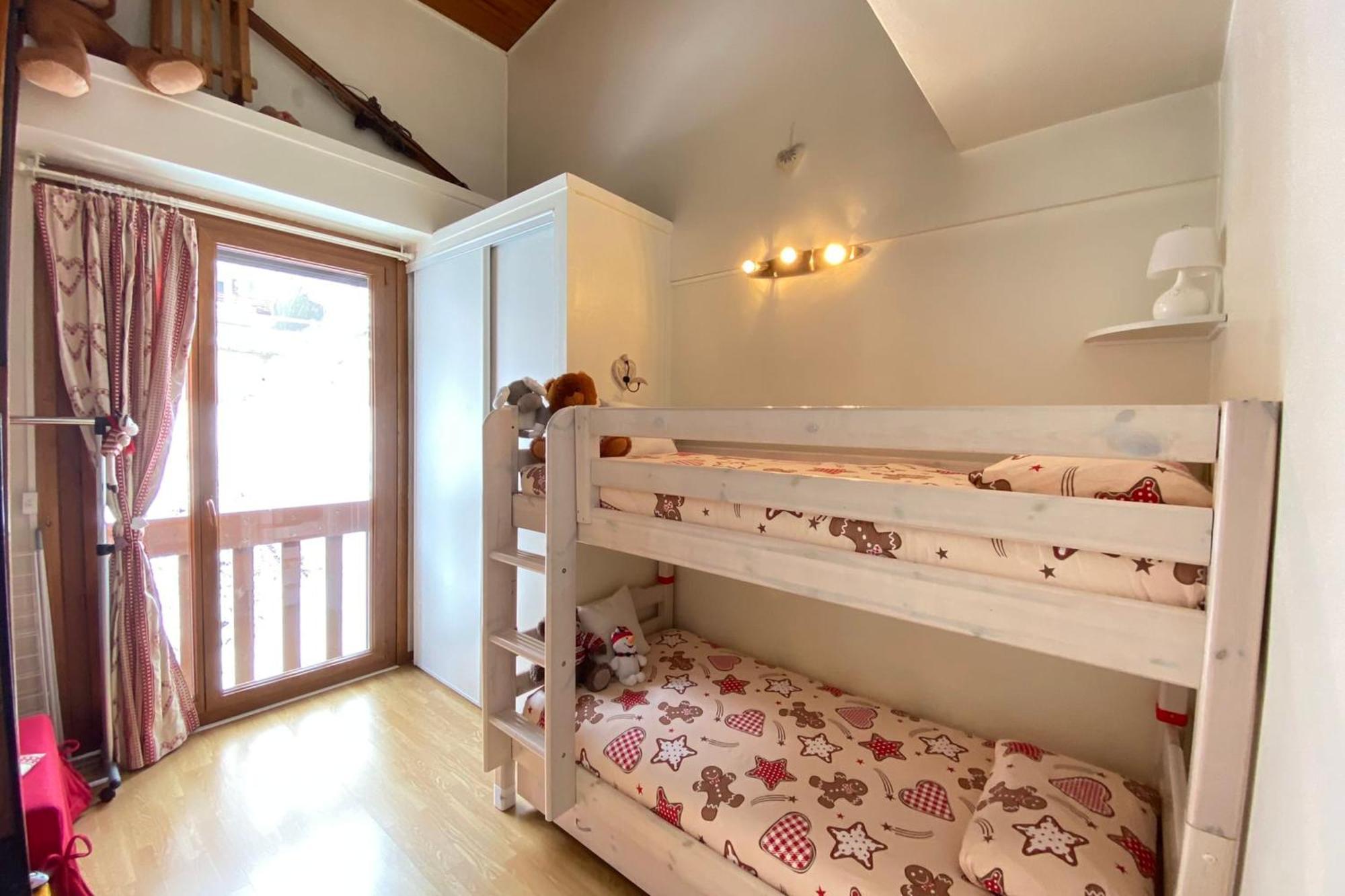 06bp - Beautiful 6-person In *